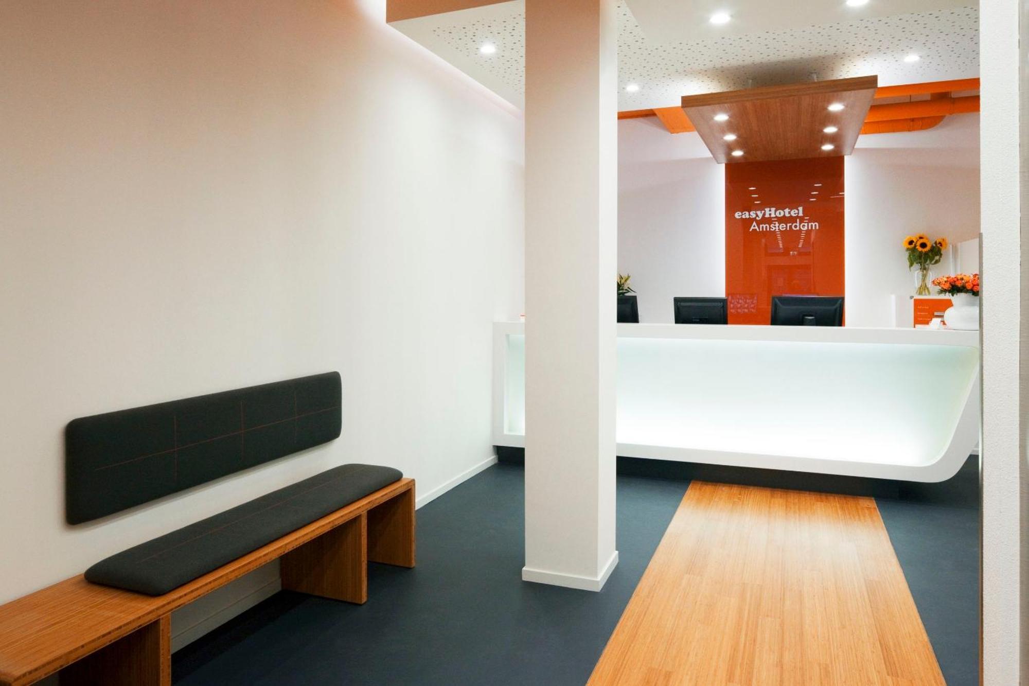 Easyhotel Amsterdam City Centre South Екстер'єр фото